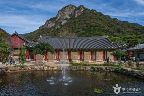 Baegyangsa Temple (백양사)
